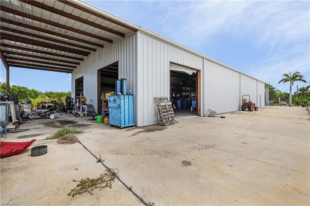 9703 Stringfellow Rd, Saint James City, FL 33956 Photo