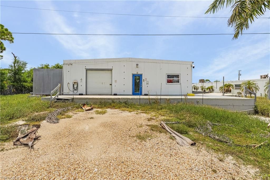 9703 Stringfellow Rd, Saint James City, FL 33956 Photo