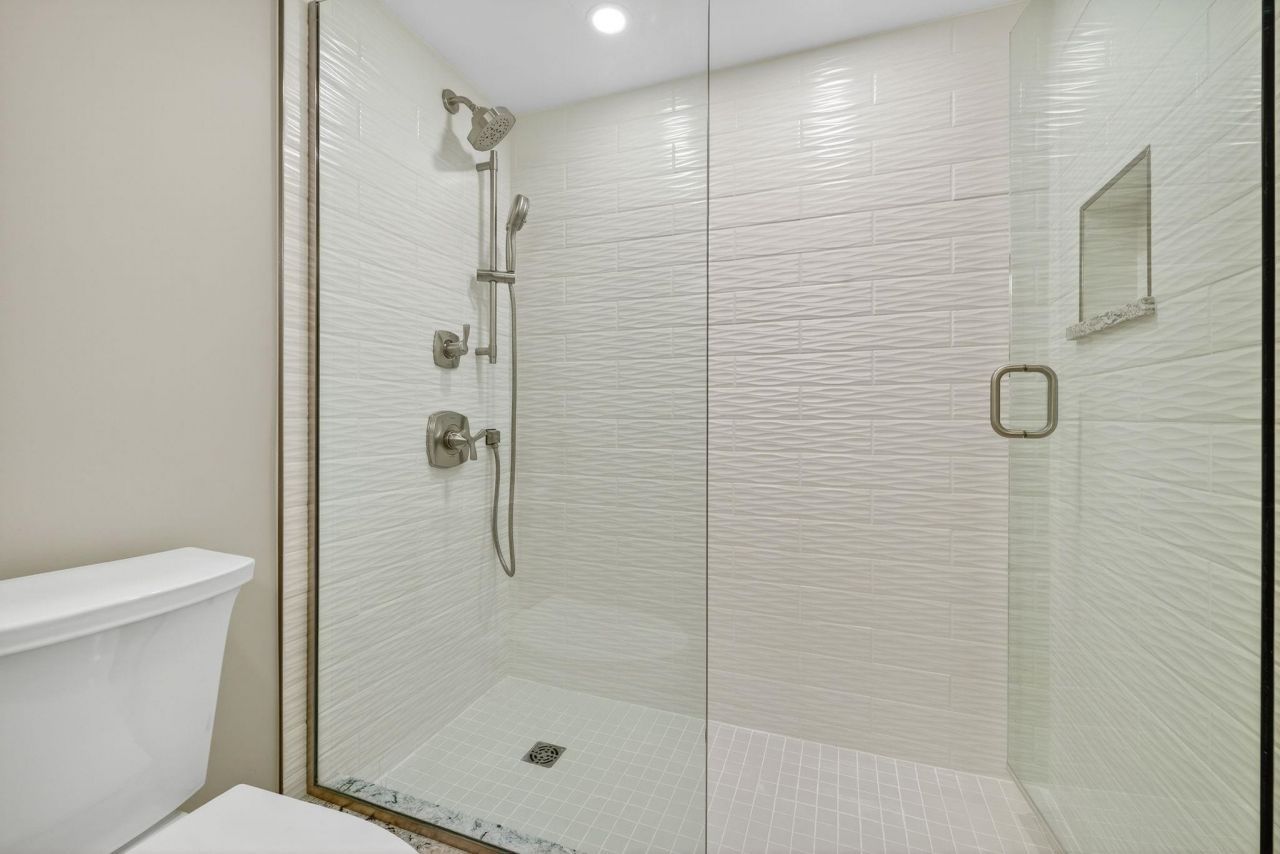 3145 W Gulf Dr, Unit 201, Sanibel, FL 33957 Photo