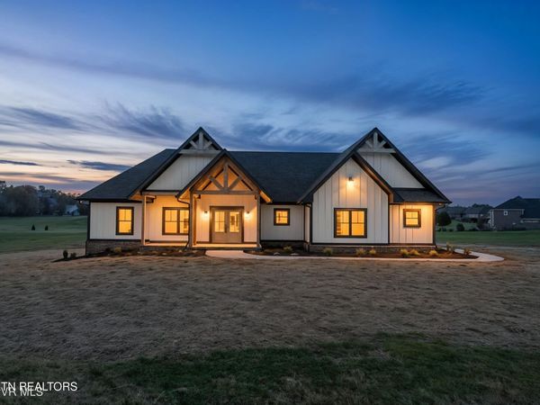 296 Belle Arden Drive, Greeneville, TN 37745