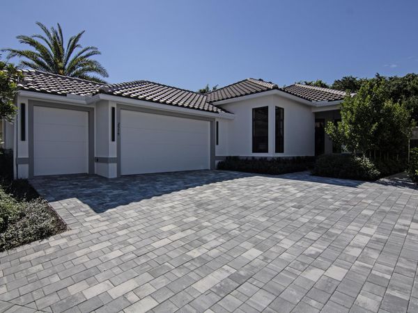 2579 Players Court, Wellington, FL 33414
