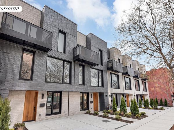 26 HUNTINGTON Street, Brooklyn, NY 11231