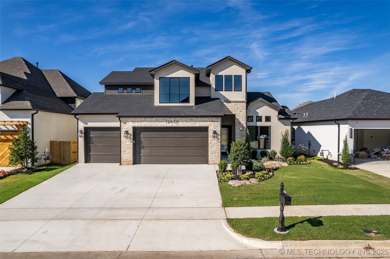 12630 S Granite Avenue, Bixby, OK 74008 Main Photo