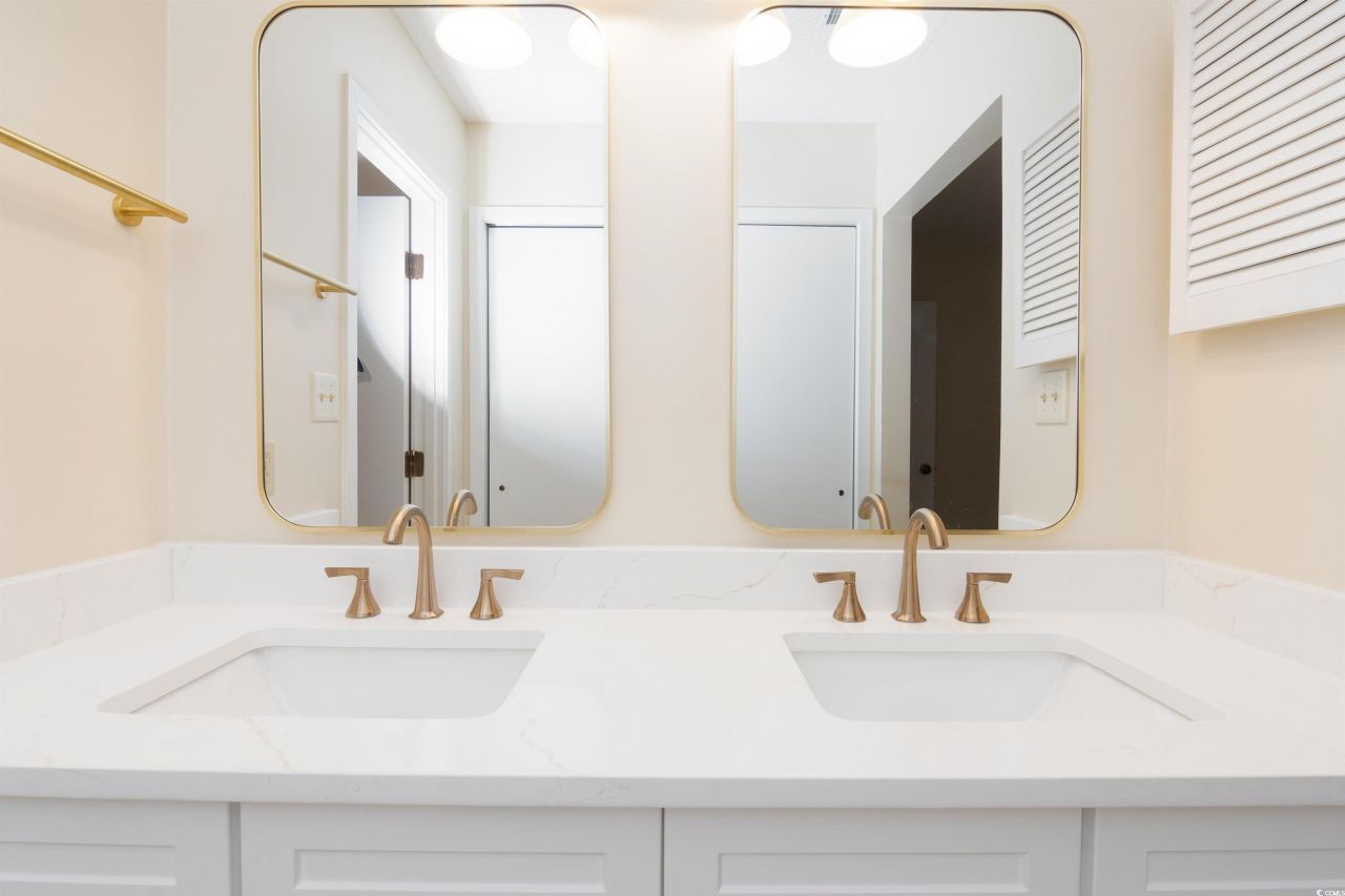 175 Saint Clears Way Photo 11