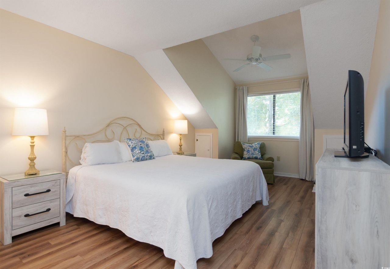 175 Saint Clears Way Photo 5