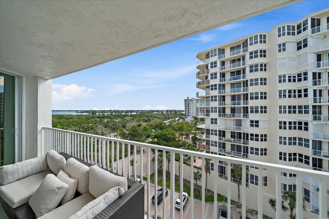 1770 Benjamin Franklin Dr, Unit 704, Sarasota, FL 34236 Photo