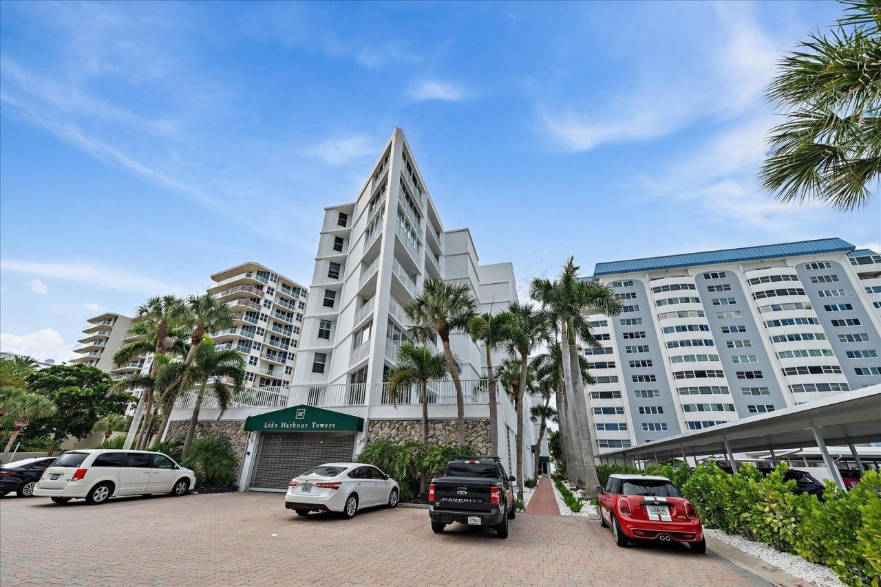 1770 Benjamin Franklin Dr, Unit 704, Sarasota, FL 34236 Photo