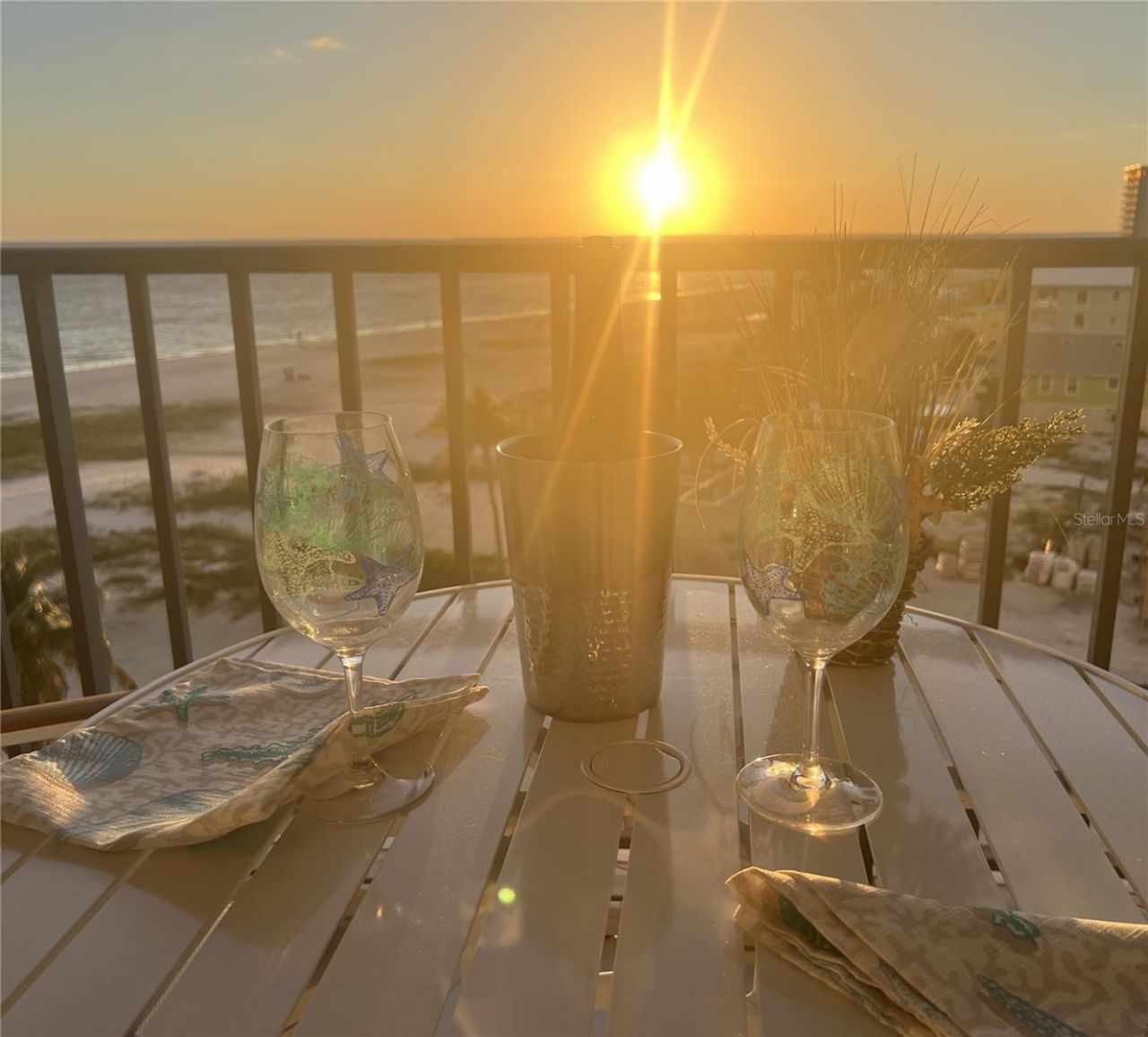 2532 Estero Boulevard, Unit 607, Fort Myers Beach, FL 33931 Photo