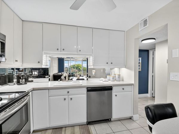 931 Gardenia Drive, Unit 567, Delray Beach, FL 33483