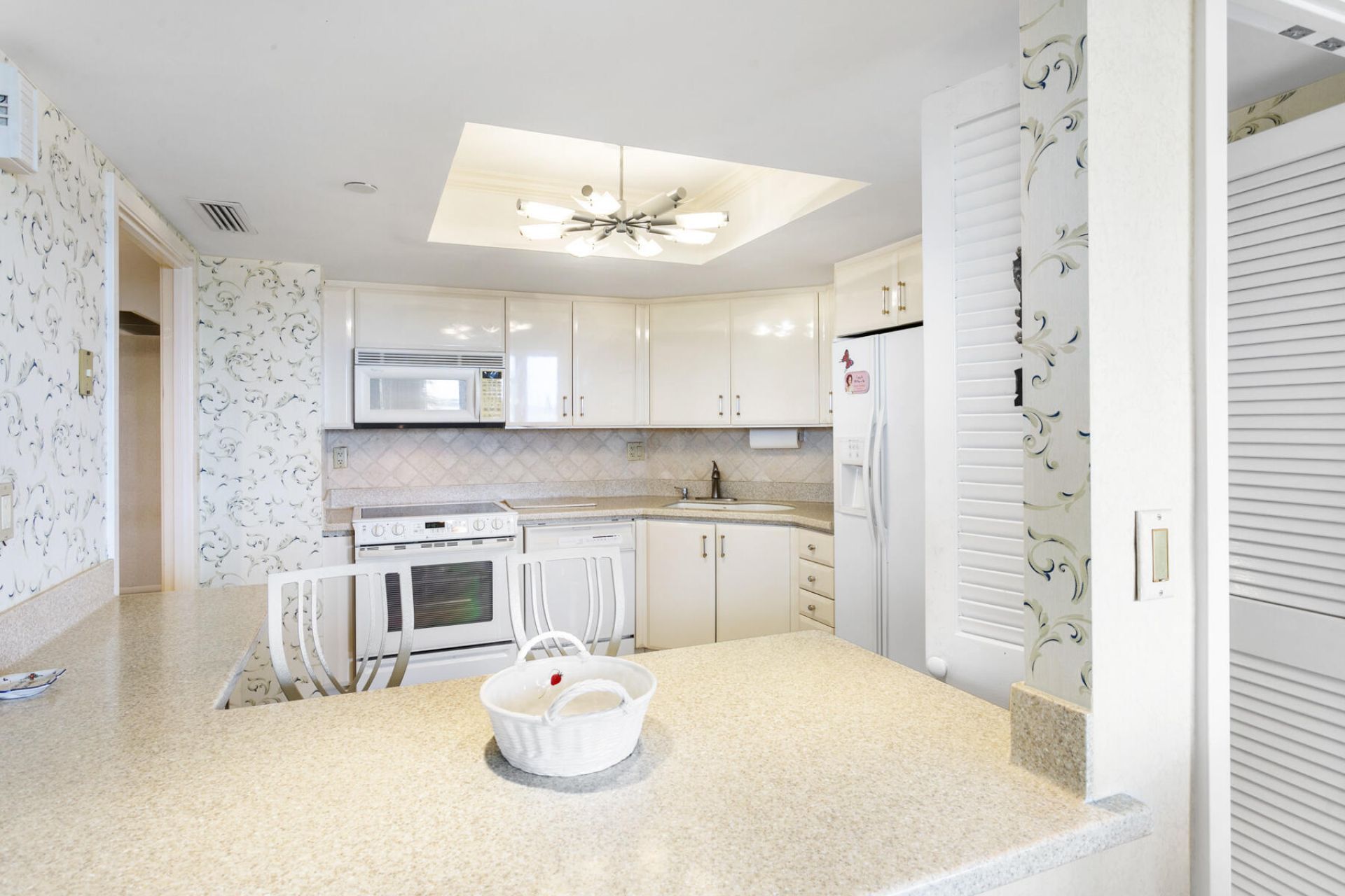 5070 N Ocean Drive, Unit 2c, Singer Island, FL 33404 Photo