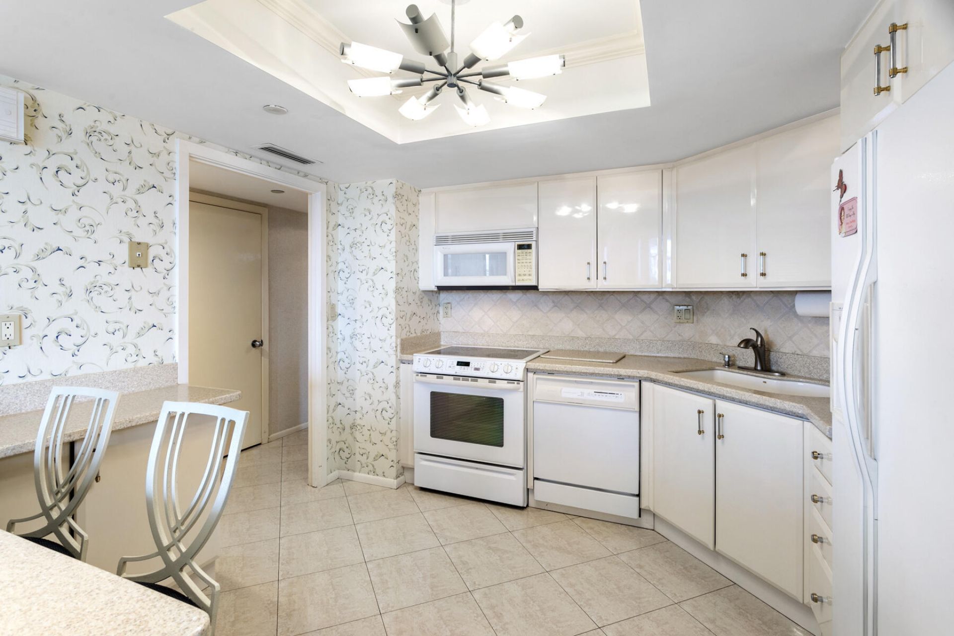 5070 N Ocean Drive, Unit 2c, Singer Island, FL 33404 Photo