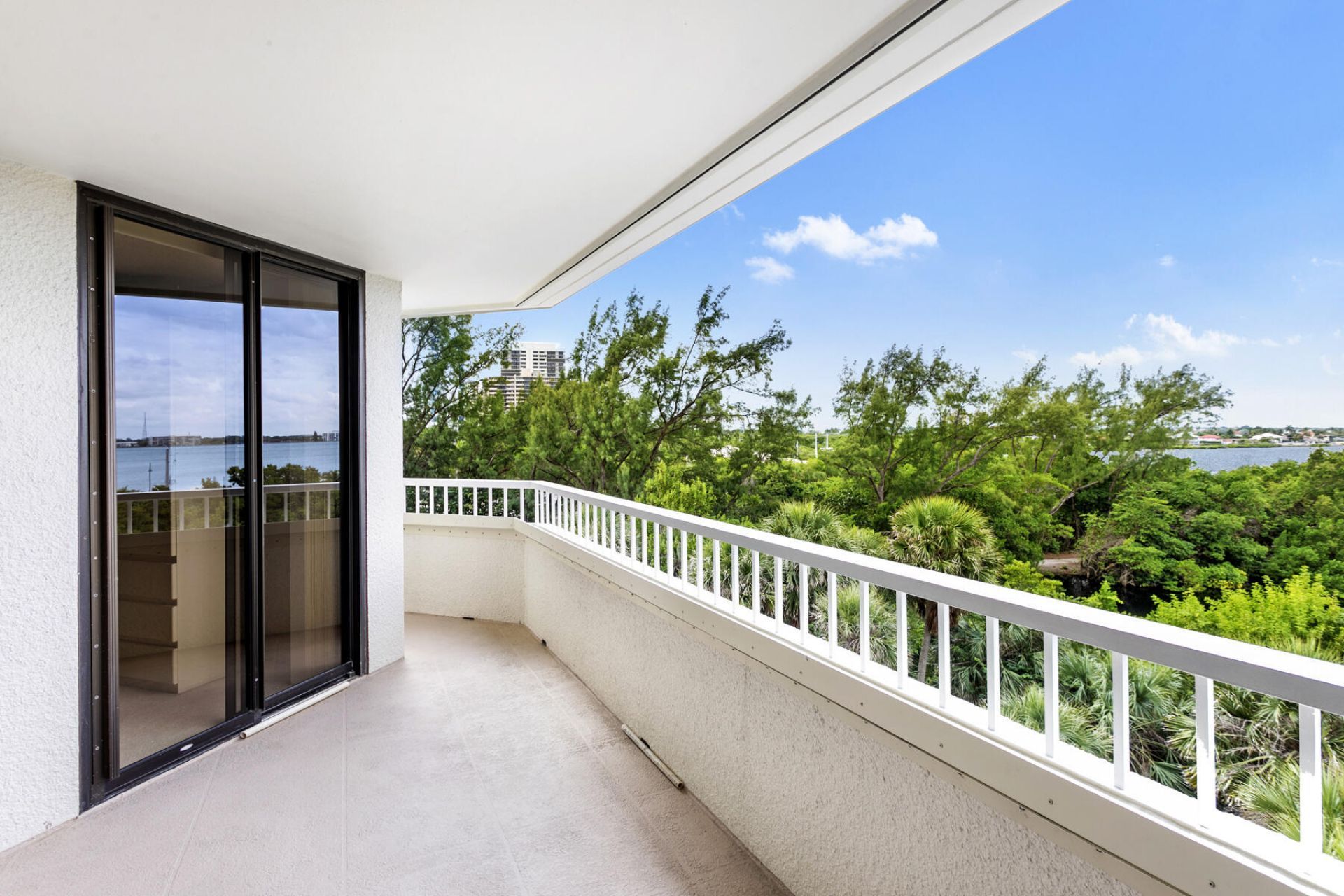 5070 N Ocean Drive, Unit 2c, Singer Island, FL 33404 Photo