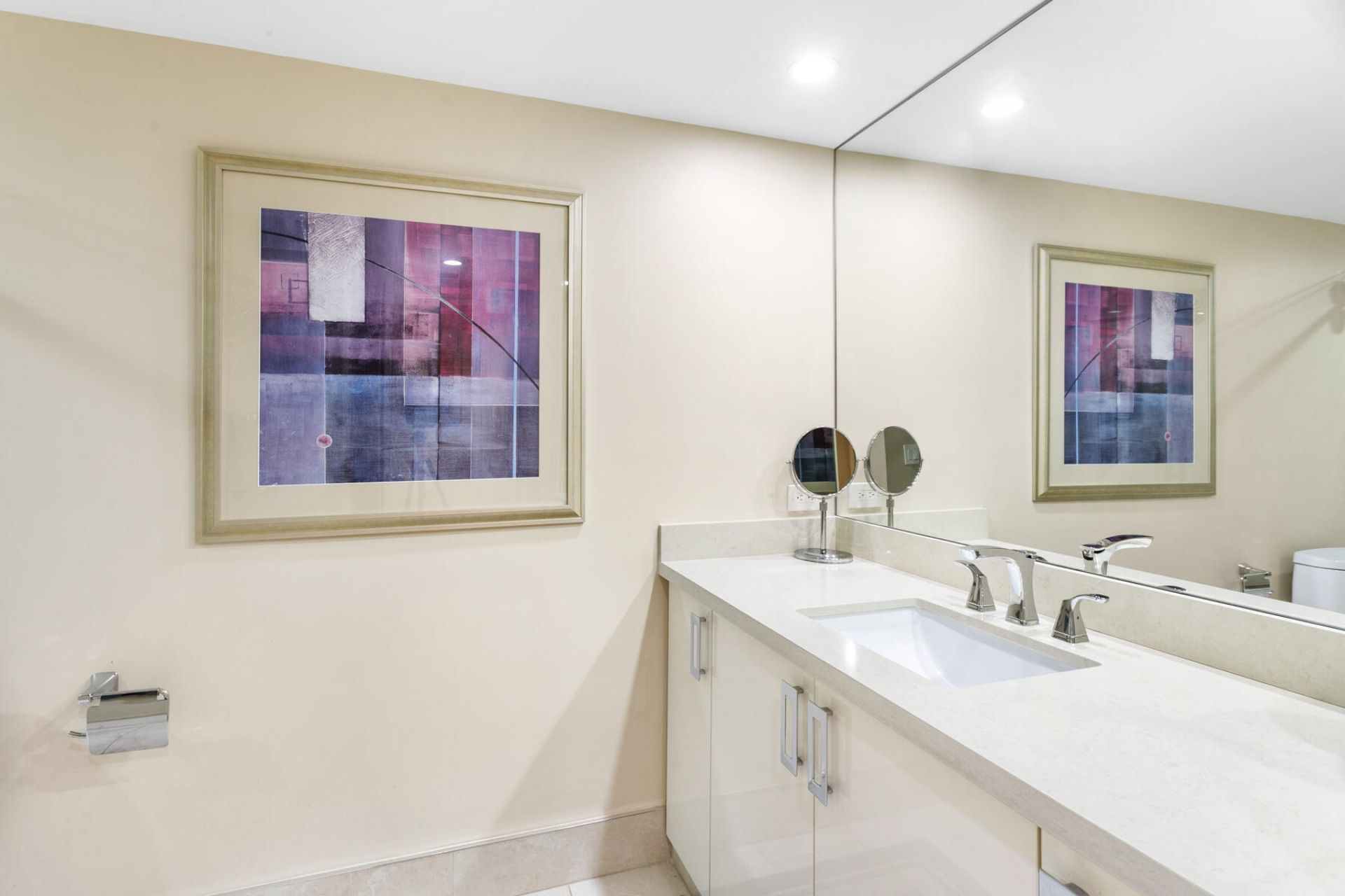 5070 N Ocean Drive, Unit 2c, Singer Island, FL 33404 Photo