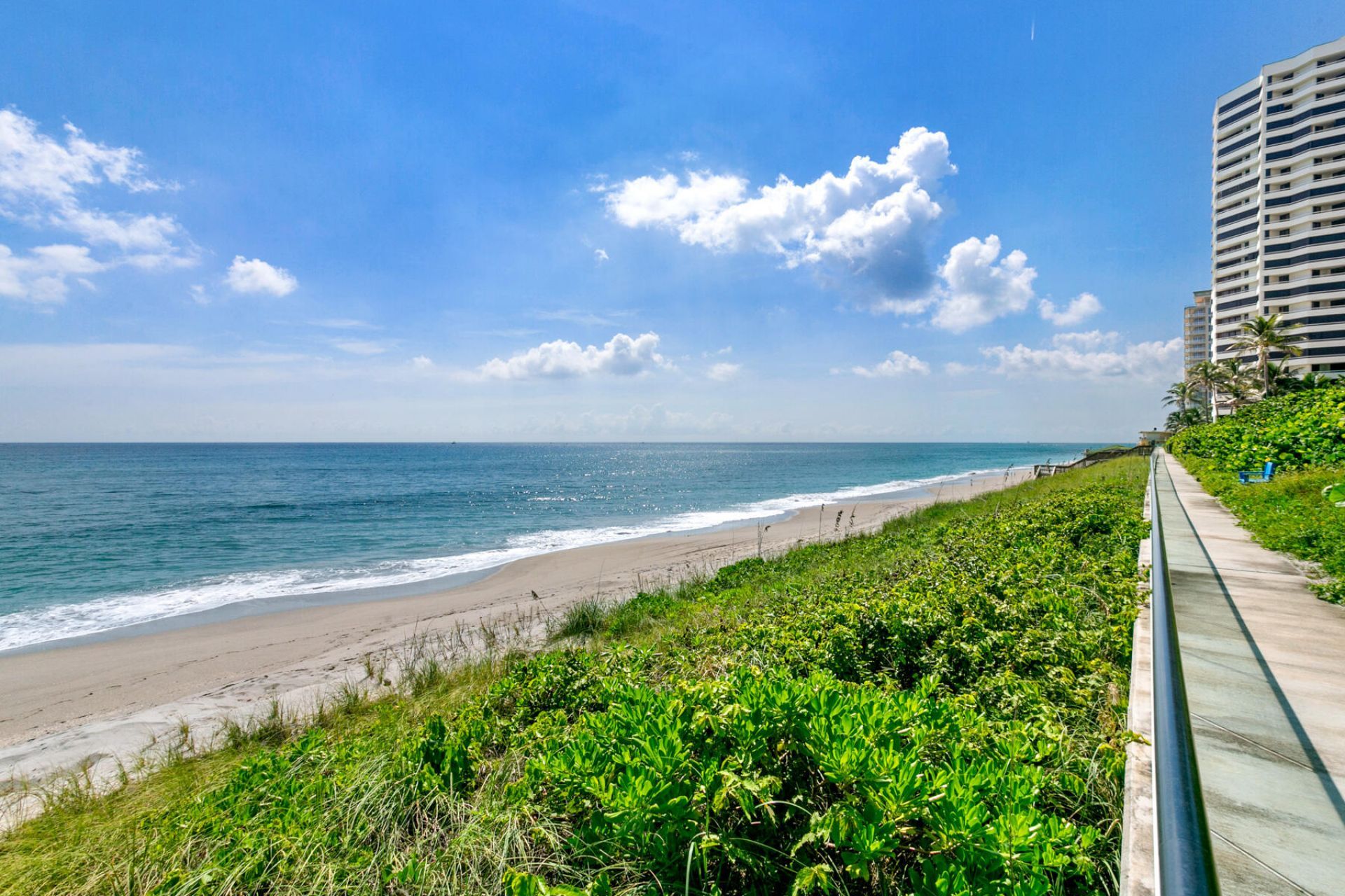 5070 N Ocean Drive, Unit 2c, Singer Island, FL 33404 Photo