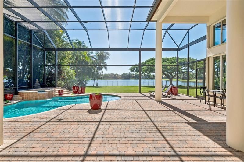 10372 N Lake Vista Cir, Davie, FL 33328 Photo