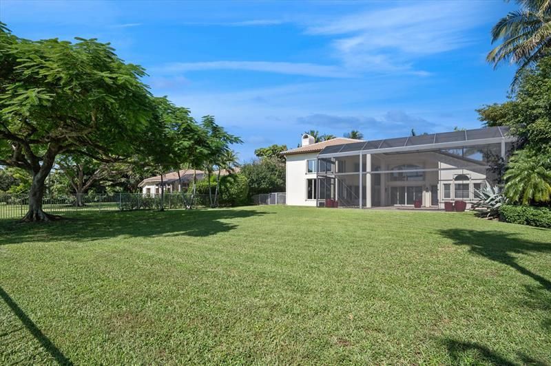 10372 N Lake Vista Cir, Davie, FL 33328 Photo