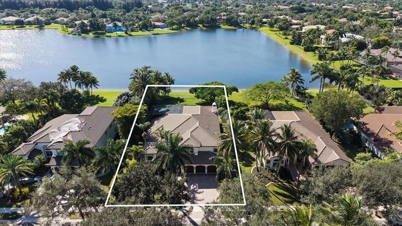10372 N Lake Vista Cir, Davie, FL 33328 Photo