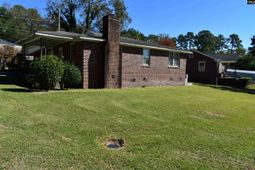 103 Hutto Court photo 4