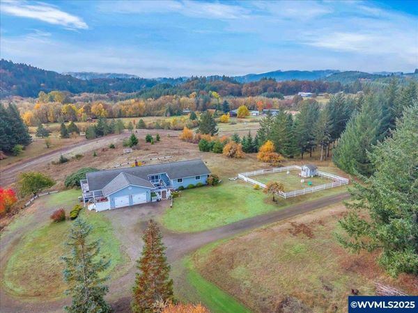 24312 Cardwell Hill Dr, Philomath, OR 97370