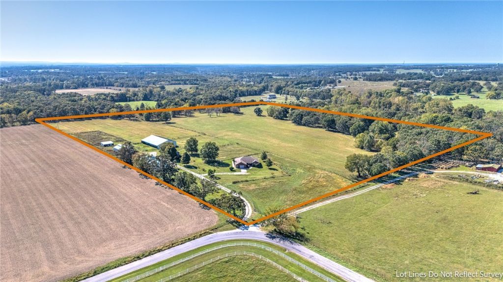 15701 Vaughn Road, Decatur, AR 72722 Main Photo