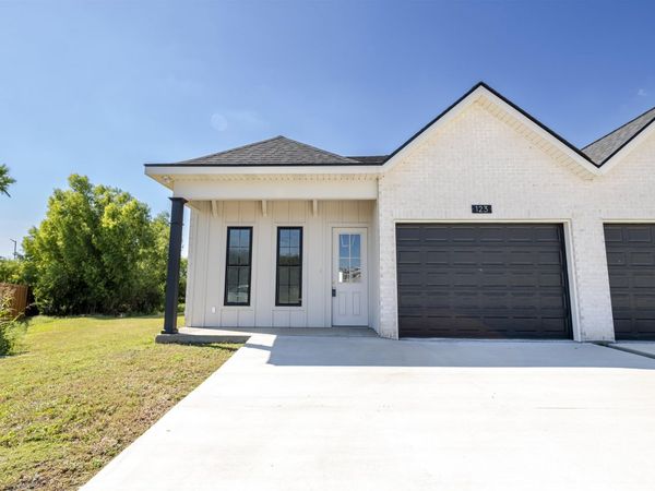 123 Emerson Drive, Houma, LA 70360