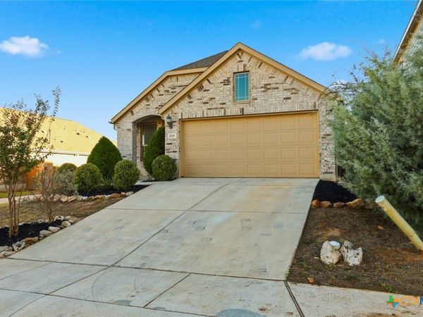 2035 Cowan Drive, New Braunfels, TX 78132