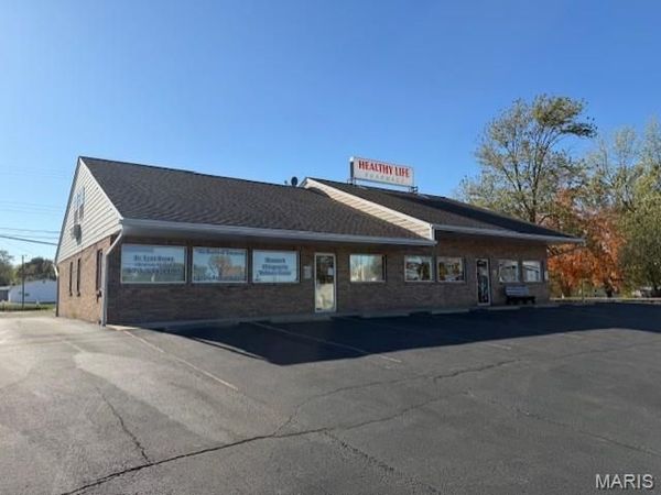 1013 N Cedar (A&B), Bismarck, MO 63624