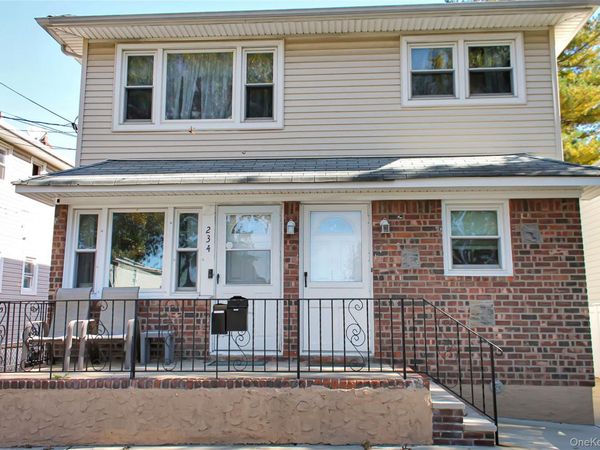 234 Nassau Boulevard, Garden City South, NY 11530