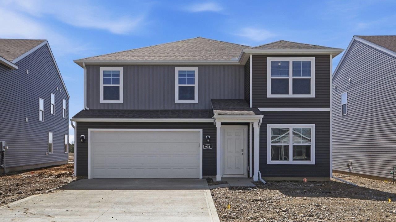 938 Sherwood Loop, Bellefontaine, OH 43311 Main Photo