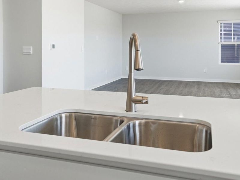 938 Sherwood Loop, Bellefontaine, OH 43311 Photo 14