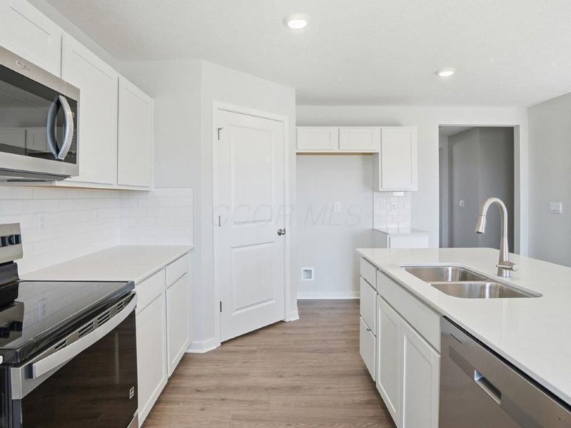 938 Sherwood Loop, Bellefontaine, OH 43311 Photo 15