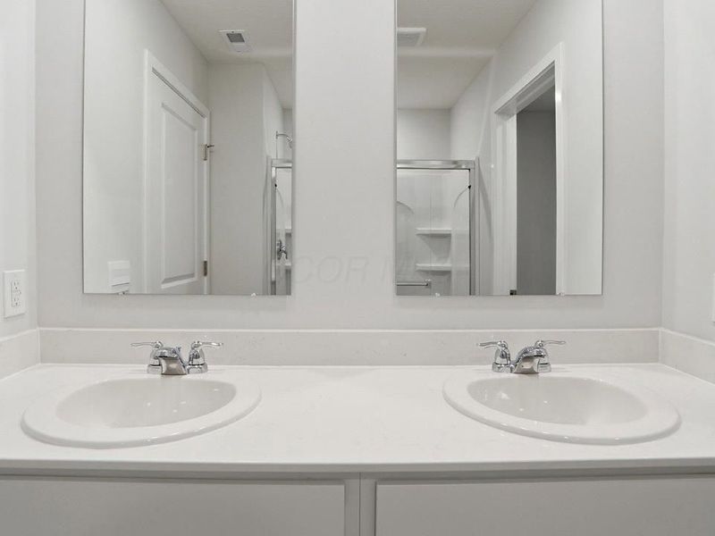 938 Sherwood Loop, Bellefontaine, OH 43311 Photo 29