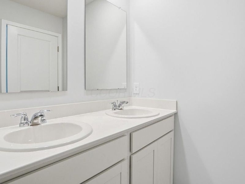 938 Sherwood Loop, Bellefontaine, OH 43311 Photo 36