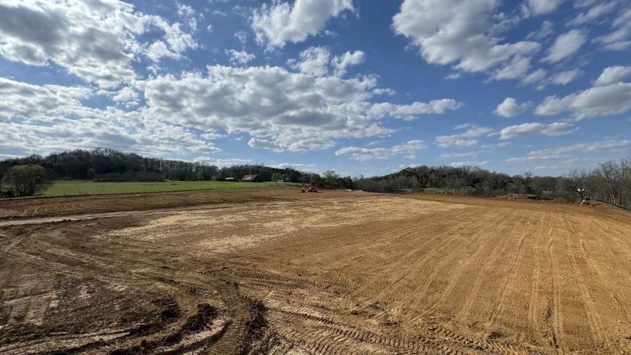 629 Forest Retreat Rd , Hendersonville, TN 37075 Main Photo