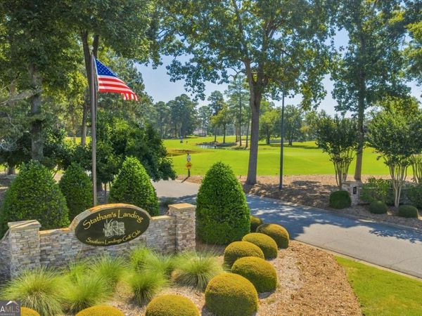 215 Falcon Crest, Warner Robins, GA 31088