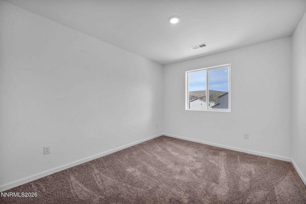 690 E Patrician Drive, Reno, NV 89506 Photo