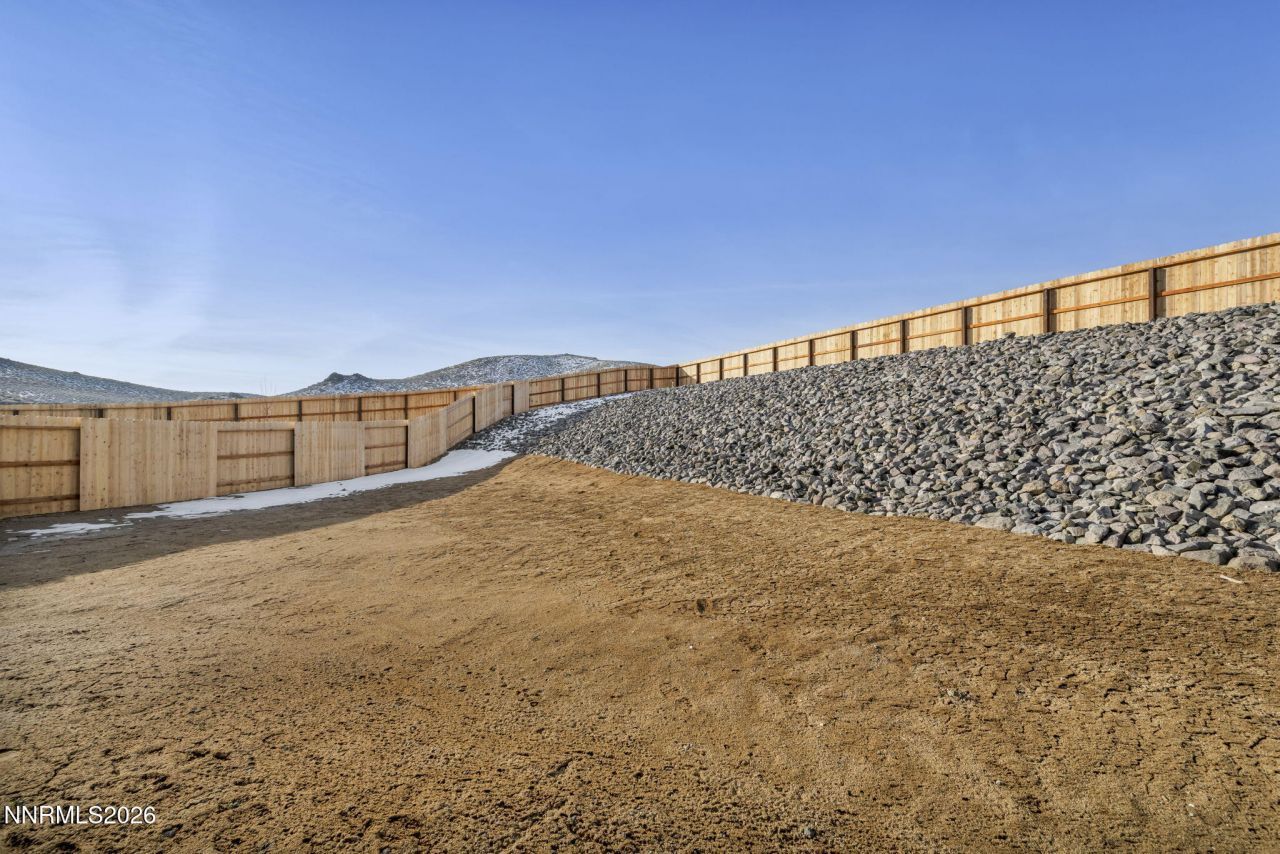 690 E Patrician Drive, Reno, NV 89506 Photo