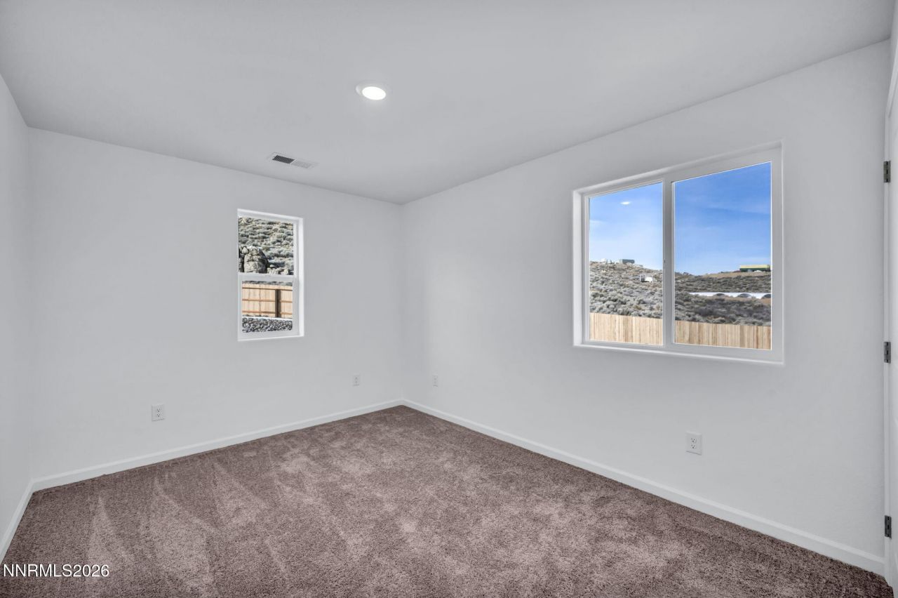 690 E Patrician Drive, Reno, NV 89506 Photo