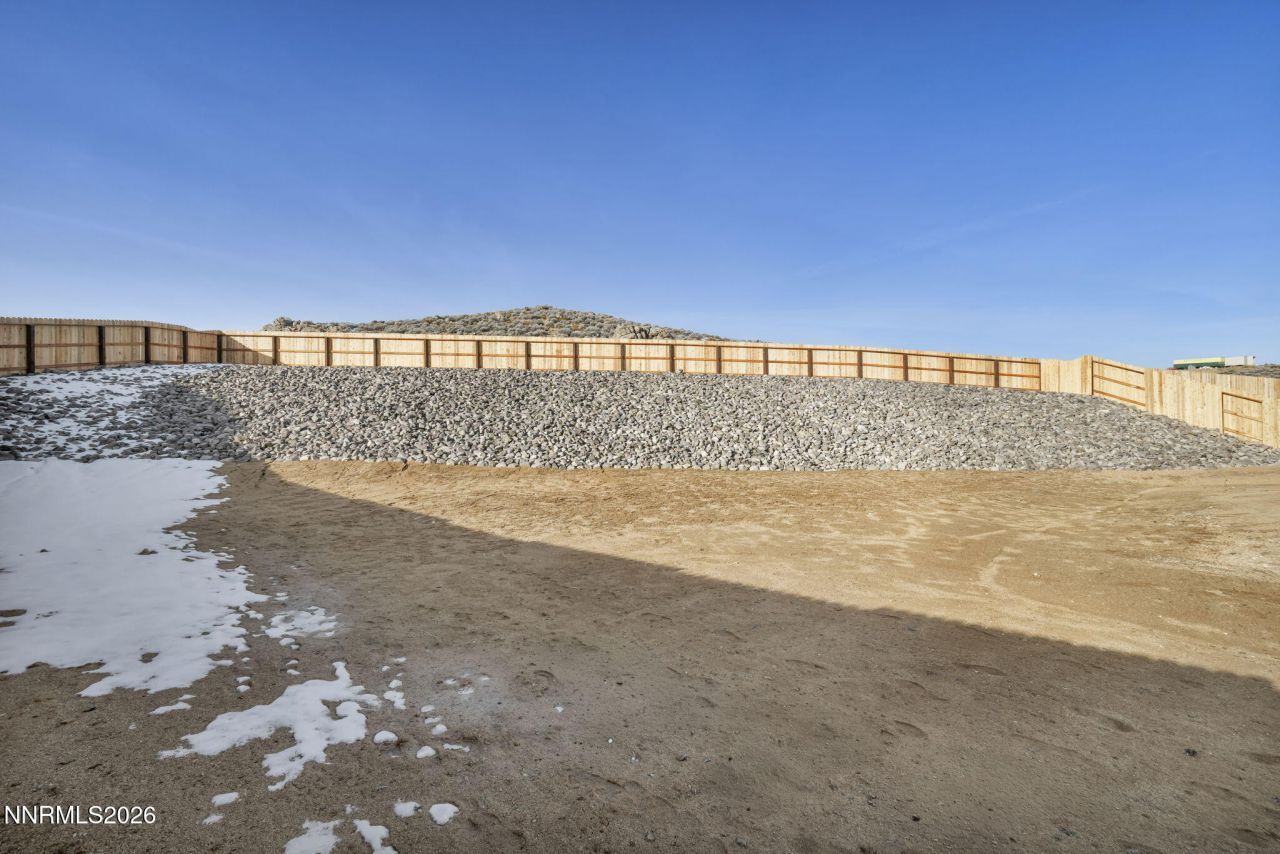 690 E Patrician Drive, Reno, NV 89506 Photo