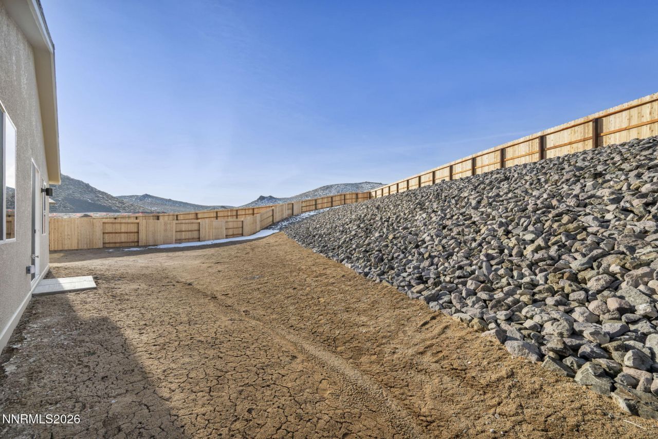 690 E Patrician Drive, Reno, NV 89506 Photo