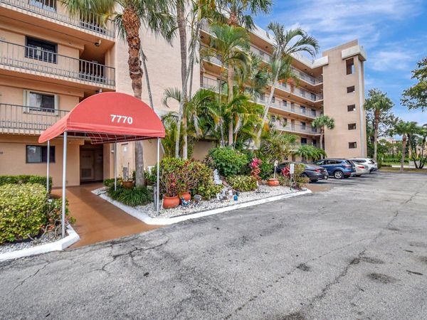7770 Tahiti Lane, Unit 306, Lake Worth, FL 33467