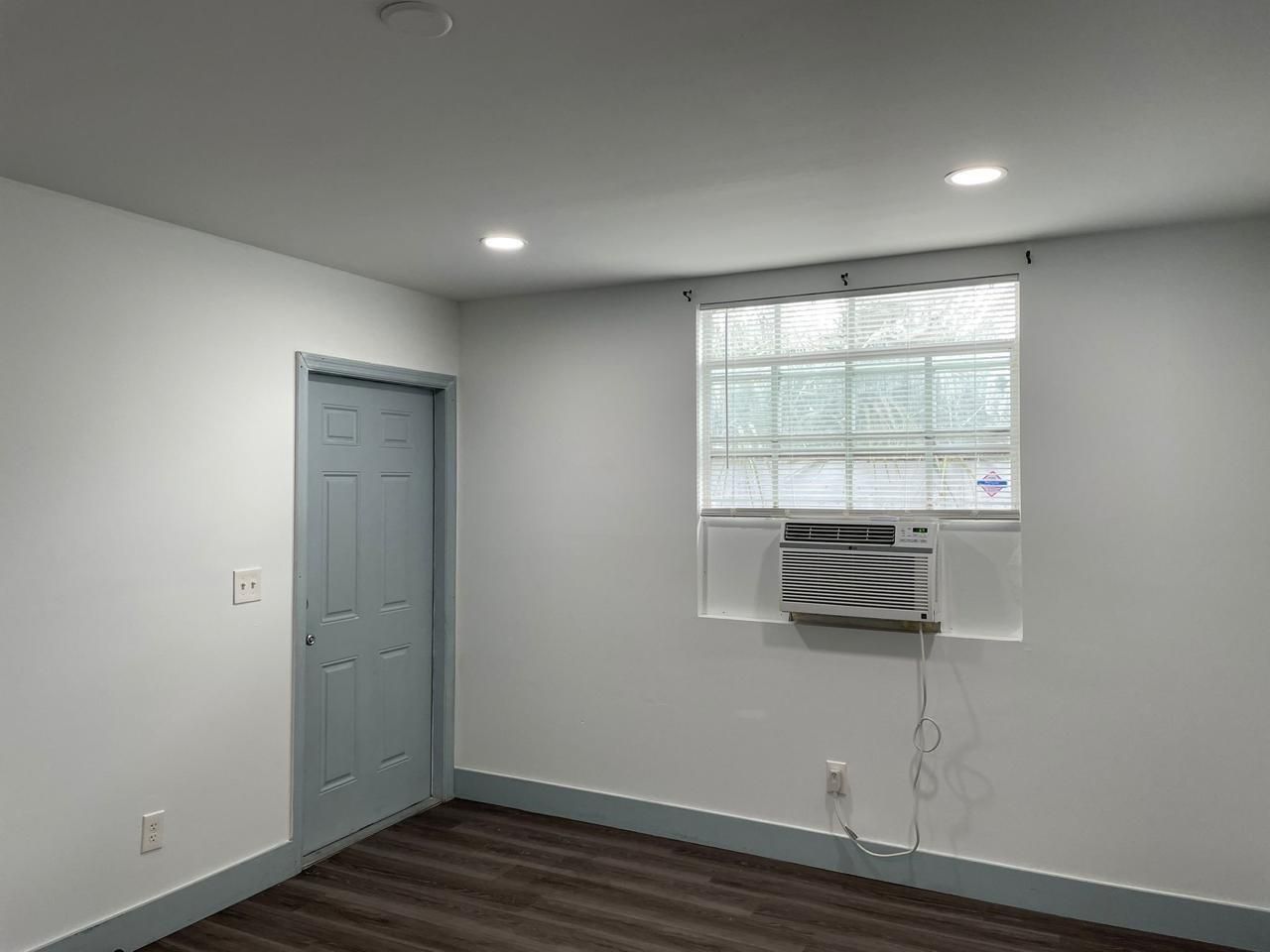 8030 NW 36th Place, Miami, FL 33147 Photo