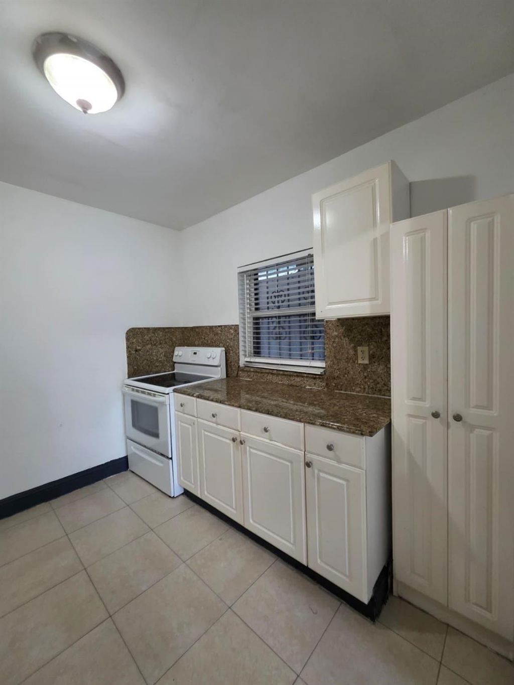 8030 NW 36th Place, Miami, FL 33147 Photo