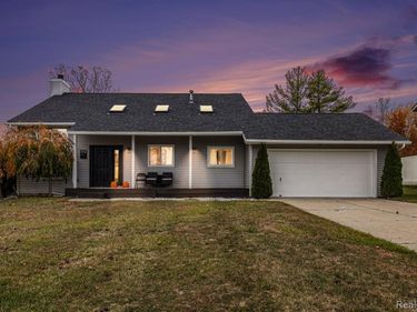 7408 WESTBURY Boulevard, West Bloomfield Twp, MI 48322