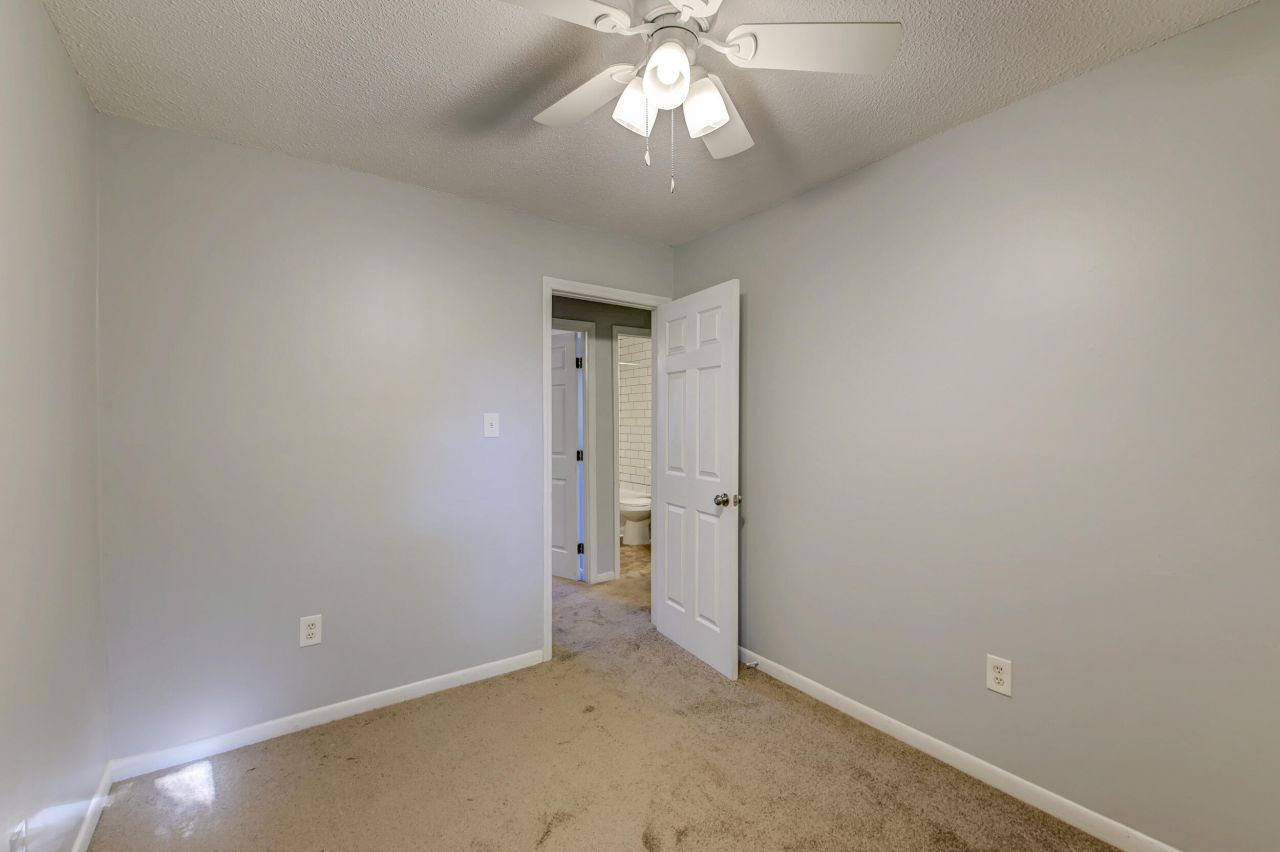 2362 Parsonage Road Photo 17