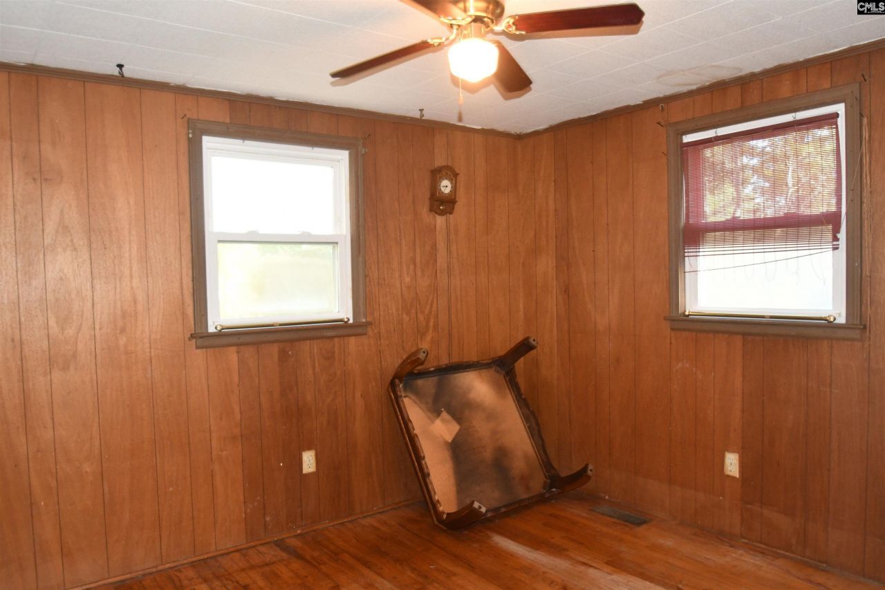 2402 Rosalyn Drive Photo 13