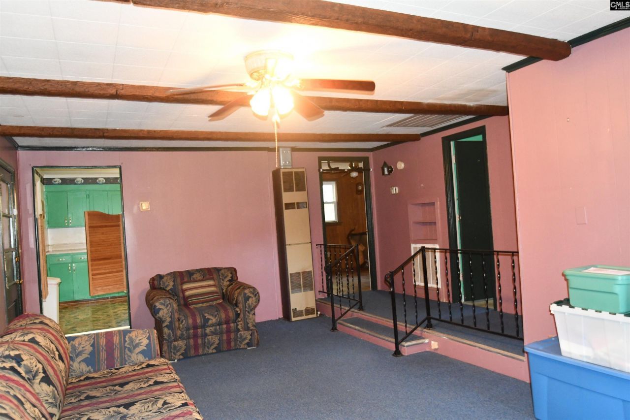 2402 Rosalyn Drive Photo 4