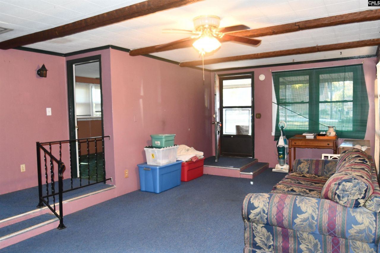 2402 Rosalyn Drive Photo 6