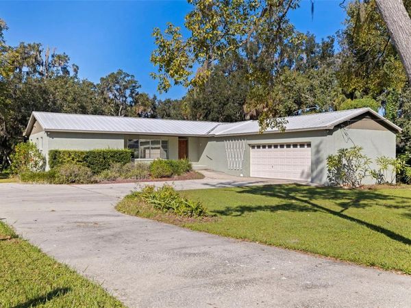 8609 STONER ROAD, RIVERVIEW, FL 33569