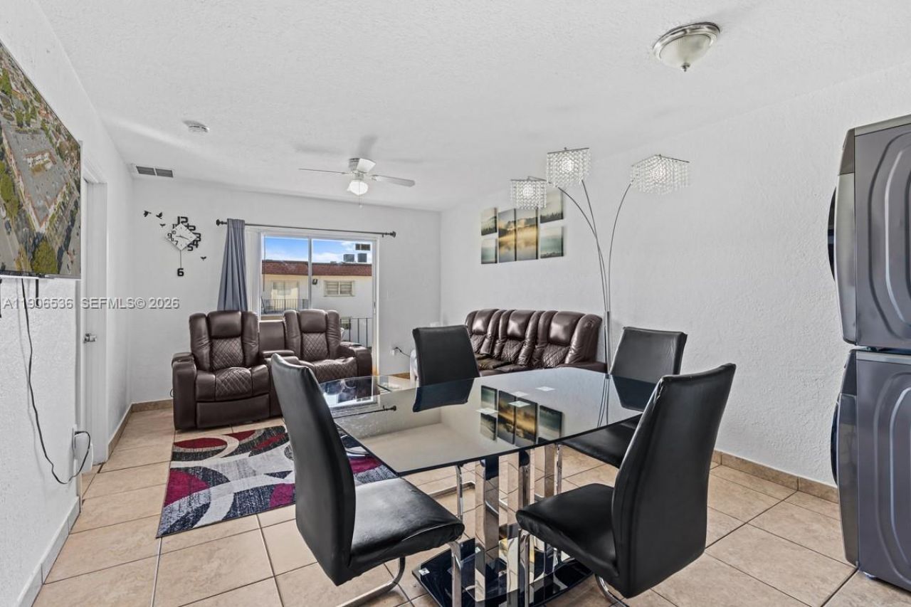 1275 W 35th St, Unit 55B, Hialeah, FL 33012 Photo